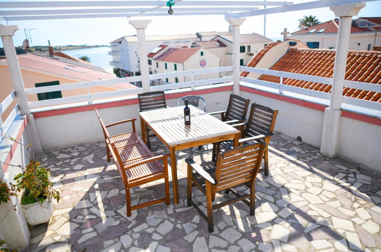 Apartments Bazilika Novalja Exterior photo